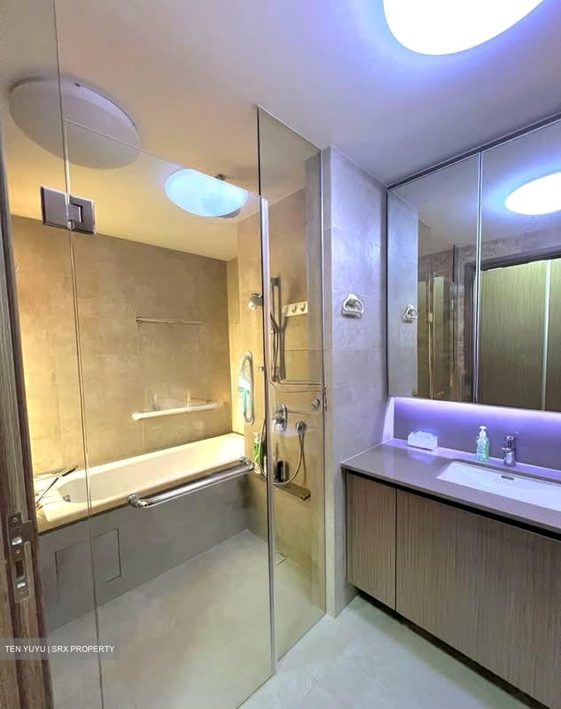 Seaside Residences (D15), Apartment #549945551